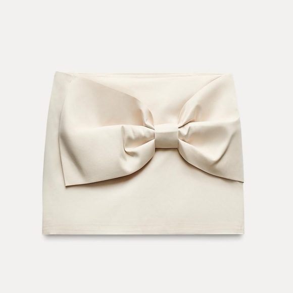 🦋Bloggers Favorite🦋 NWT Zara Satin Effect Bow Accent Mini Skirt Size M - Picture 12 of 16